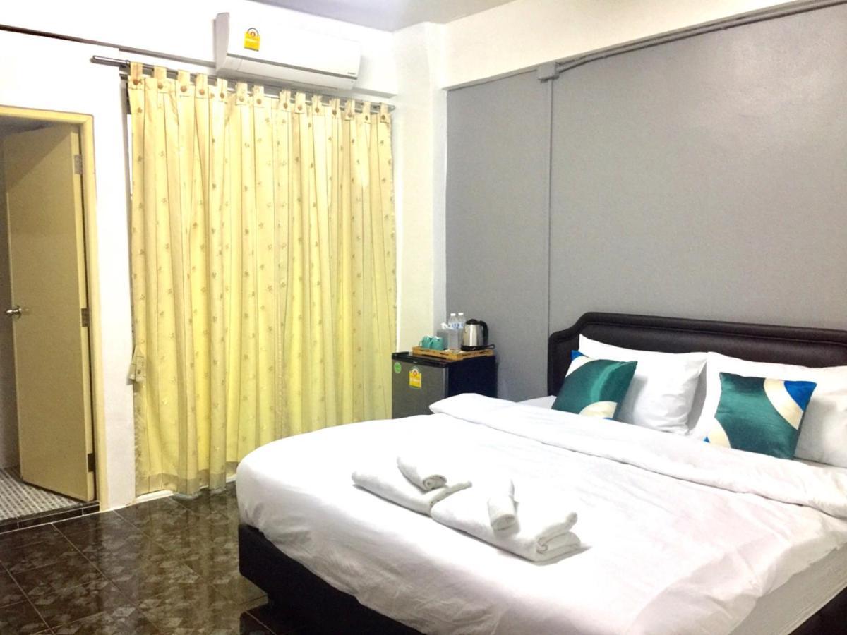 Ada Apartment - อาดา อพาร์ทเมนท์ Bangkok Eksteriør bilde